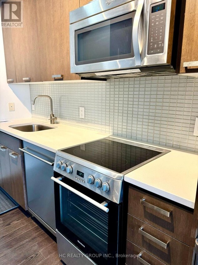 Photo principale - 295-2295 Adelaide St W