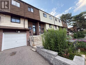 Building Photo - 180 Mississauga Vly Blvd