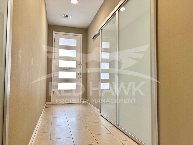 Foto del edificio - 3510 E Ravenswood Dr