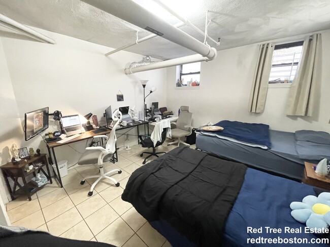 Foto del edificio - 1254 Commonwealth Ave