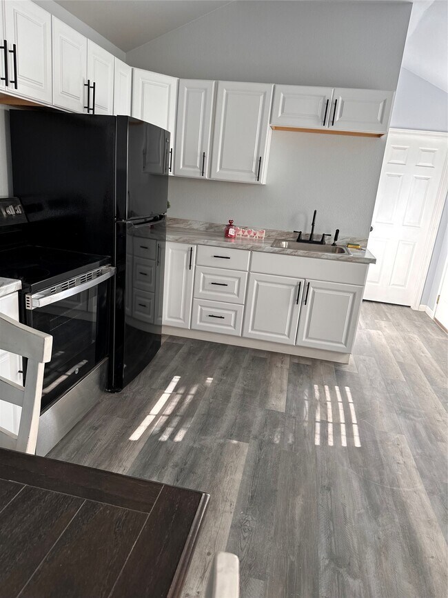 Foto del edificio - 3306 E County Rd 172