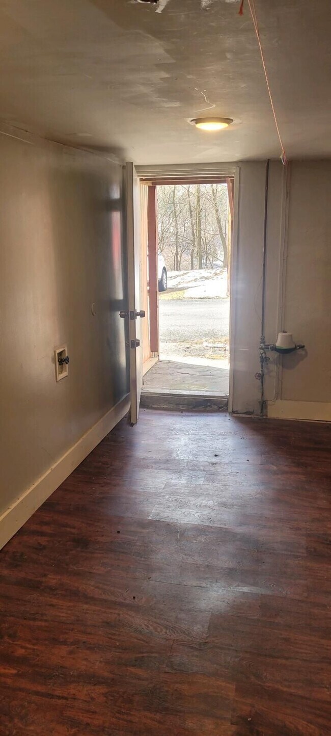 246 N 10th St, Pottsville, PA 17901 Townhome Rentals in Pottsville PA