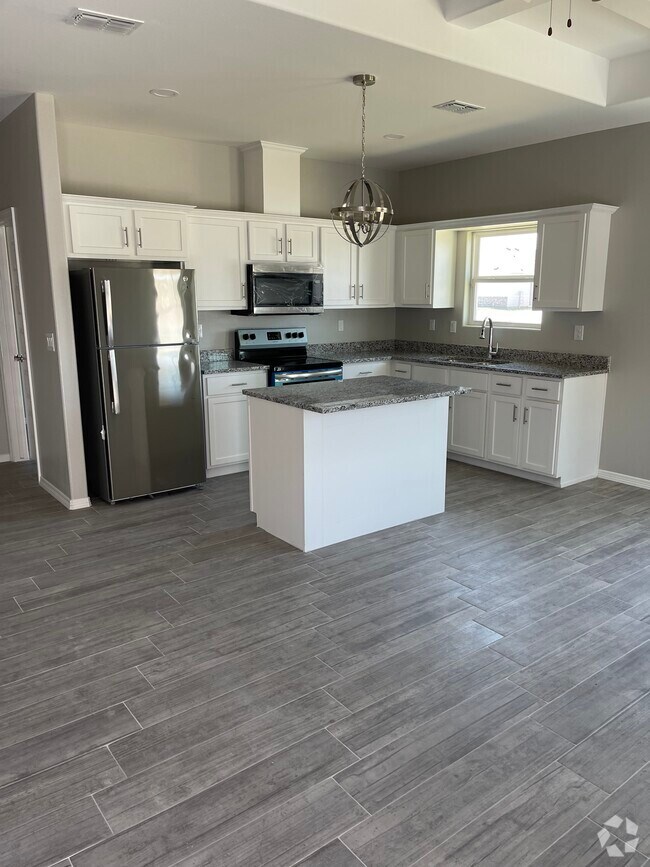 Pecan Grove Apartments under 400 Weslaco, TX