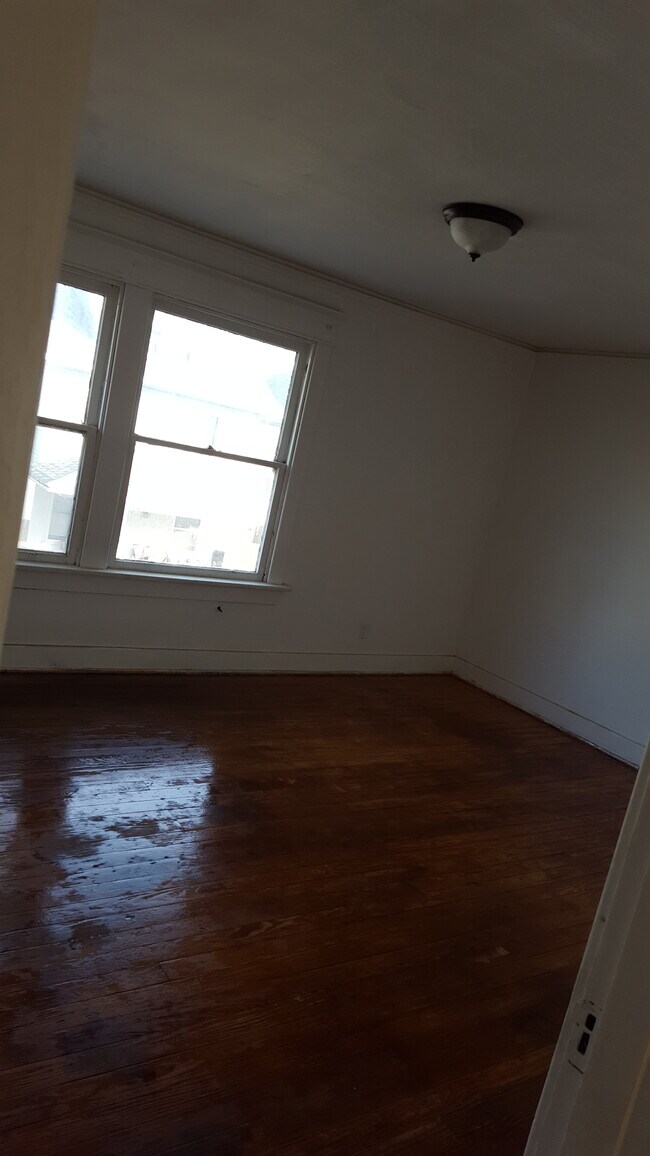 Hab. - 1140 Wyoming St