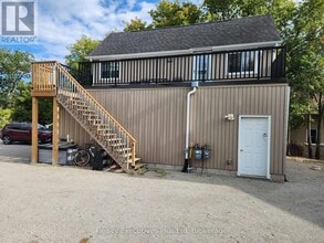 Building Photo - 26-26 Tiny Beaches Rd N