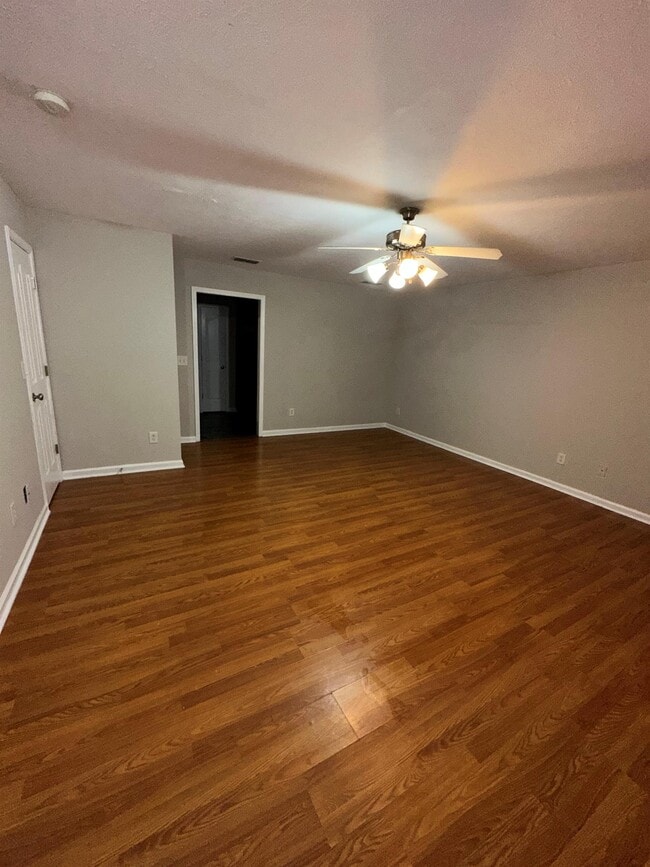 Foto del edificio - 8316 Ramstone Way
