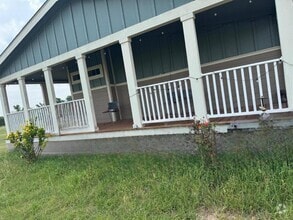 Building Photo - 2804 Black Waxy Rd