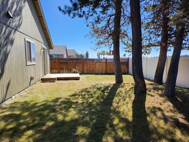 Building Photo - 51269 Riley Ln