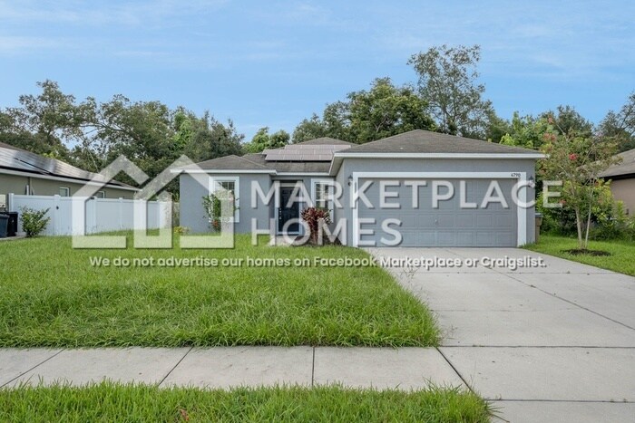 Photo - 4790 Ashurst St