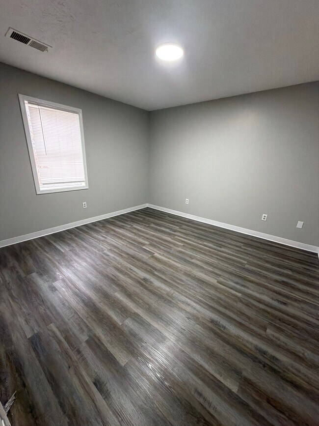 Foto del edificio - 1278 Fairground Rd