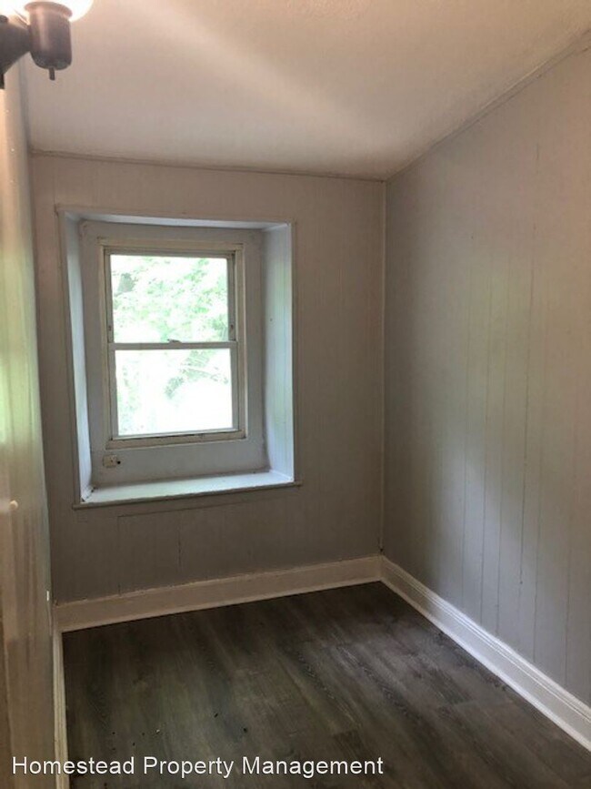 Foto del edificio - 3 br, 1 bath House - 36 N. 10th St.
