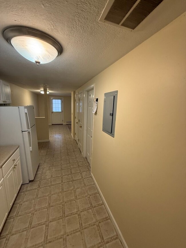 Building Photo - Cliffside Apartments
