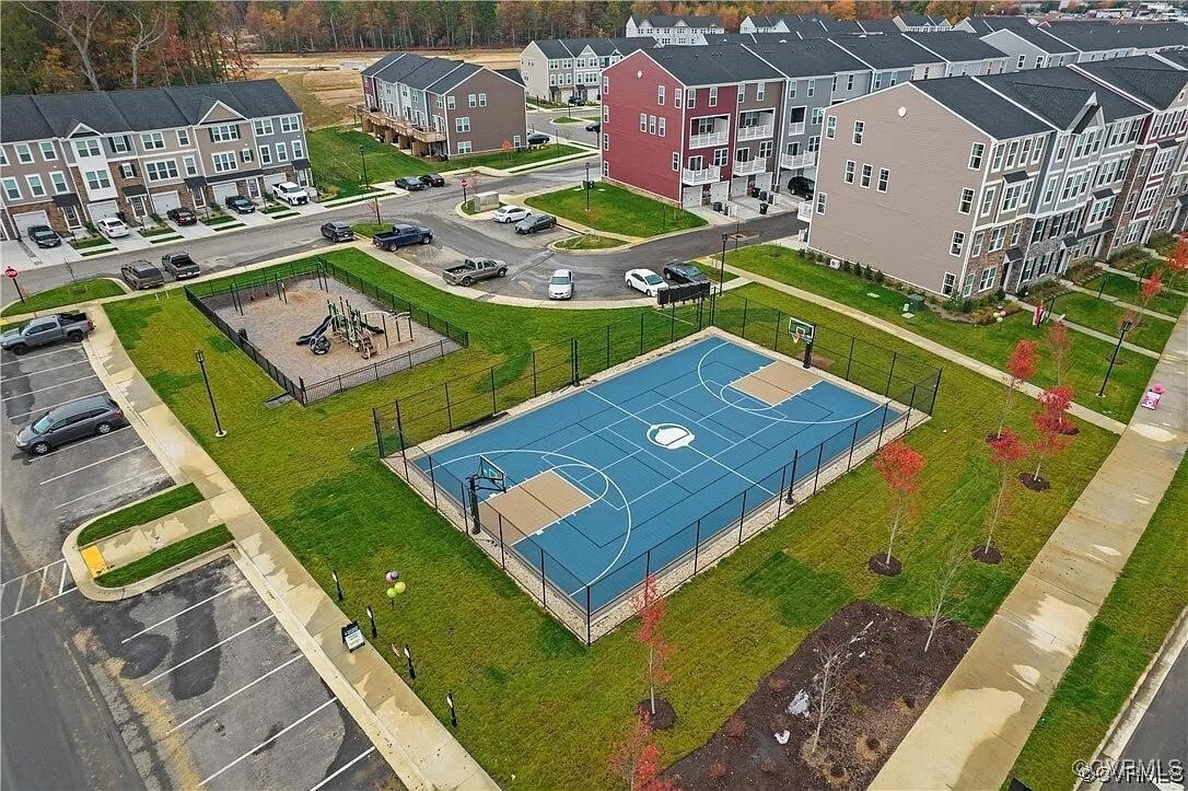 Primary Photo - 630 McCormick Farm Dr