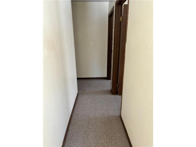 Foto del edificio - 104 Edgewood St