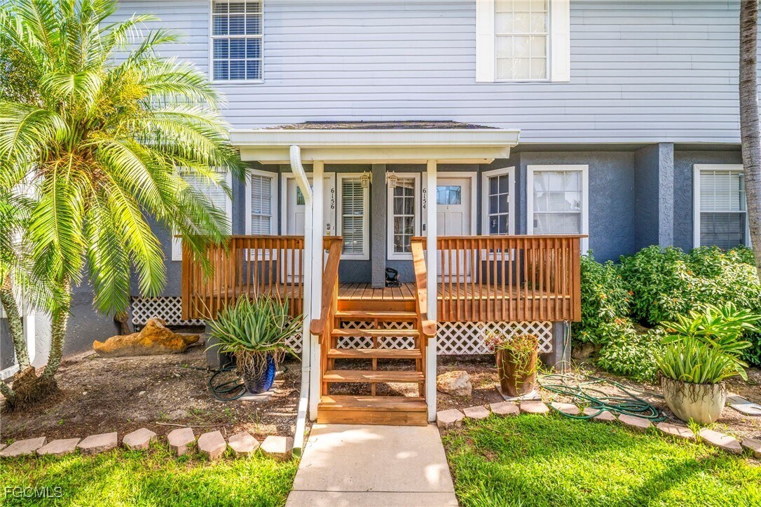 Primary Photo - 6156 Lakefront Dr