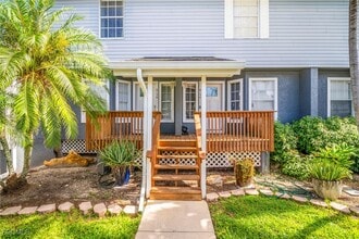Building Photo - 6156 Lakefront Dr