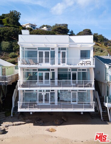 Foto del edificio - 24752 Malibu Rd