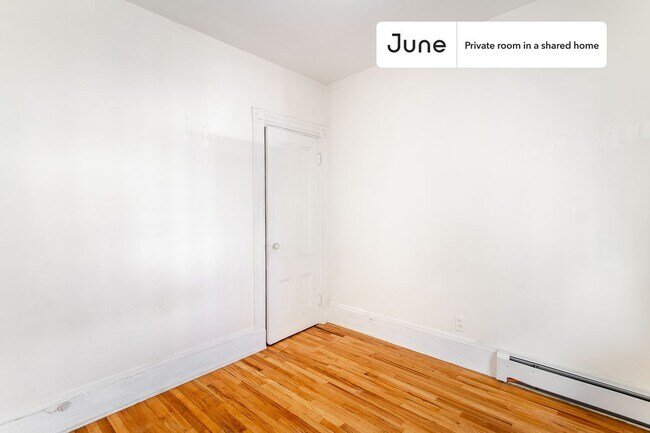 Foto del edificio - Private bedroom in 2 bed/1 bath Home