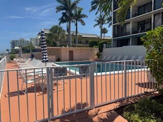 Foto del edificio - 225 S Beach Rd