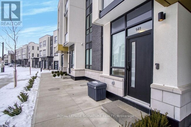 Building Photo - 3025 Trailside Dr