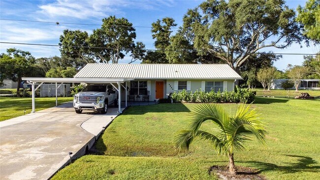 Foto del edificio - 4864 NW 27th St