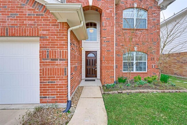 Building Photo - 28535 Lockeridge View Dr