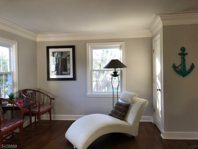 Foto del edificio - 751 Fairmount Ave