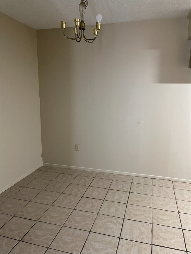 408 S Marigny Cir Unit D, Duson, LA 70529 Apartments in Duson, LA