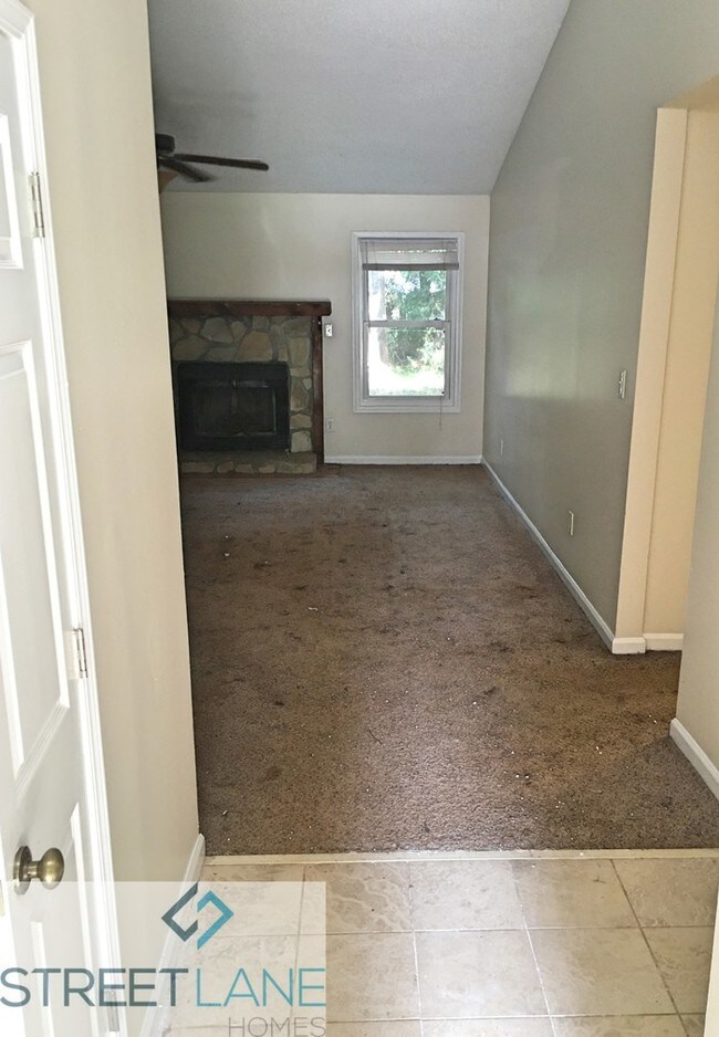Foto del edificio - 5334 Memorial Ln