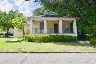 Building Photo - 1545 Heath St