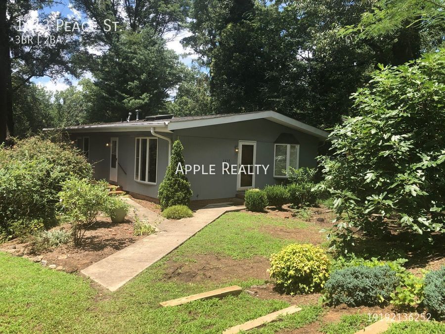 Foto principal - 1613 Peace St