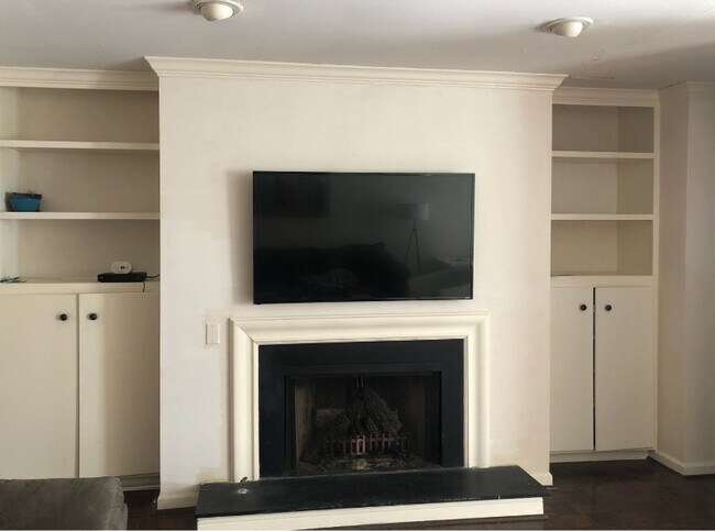 Foto del edificio - 561 Emory Oaks Way