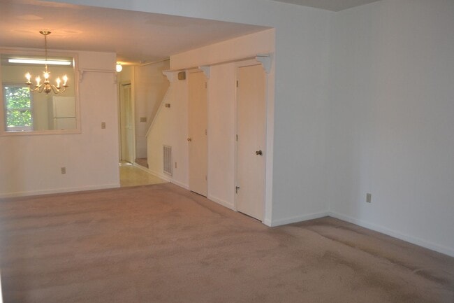 Photo - 109 Clemson St Apartment