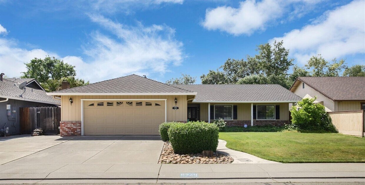 Primary Photo - 9749 Northridge Way