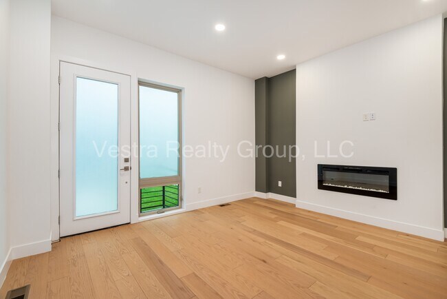 Building Photo - 1314 Osceola St