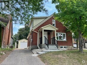 Building Photo - 254 Bowman St