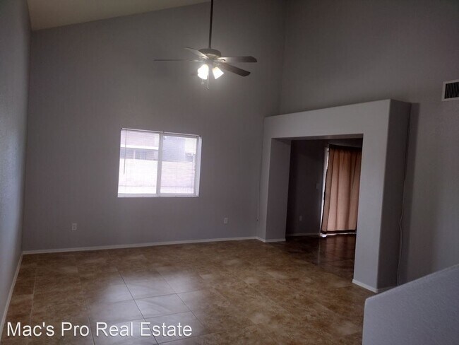 Building Photo - 3 br, 2.5 bath House - 2477 W. Tyler River...