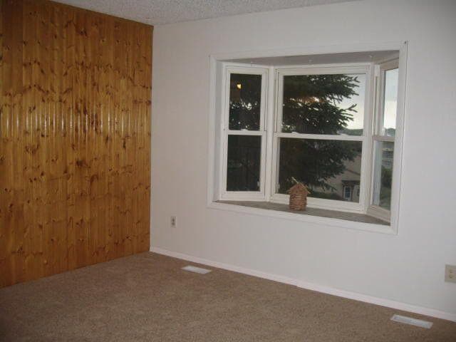 Building Photo - 1309 Buena Vista St