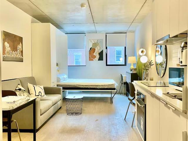 Building Photo - 1406 Rue Ste-Élisabeth