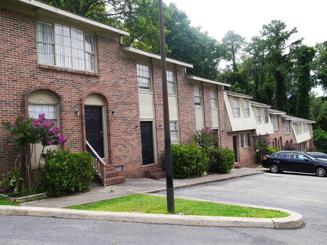 Building Photo - Pine Ridge Apartments