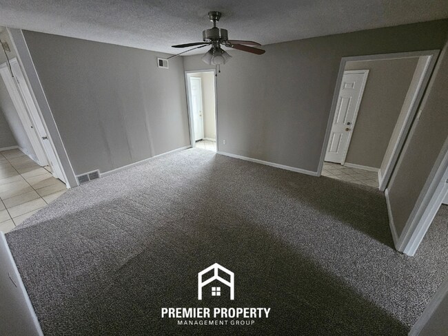 Foto del edificio - 3773 Caravel Dr