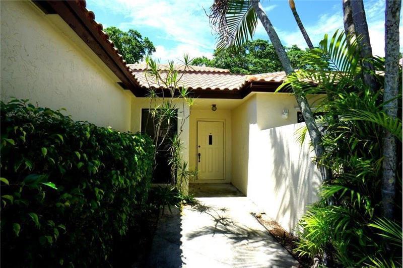 3143 Kingswood Terrace, Boca Raton, FL 33431 Condo for Rent in Boca