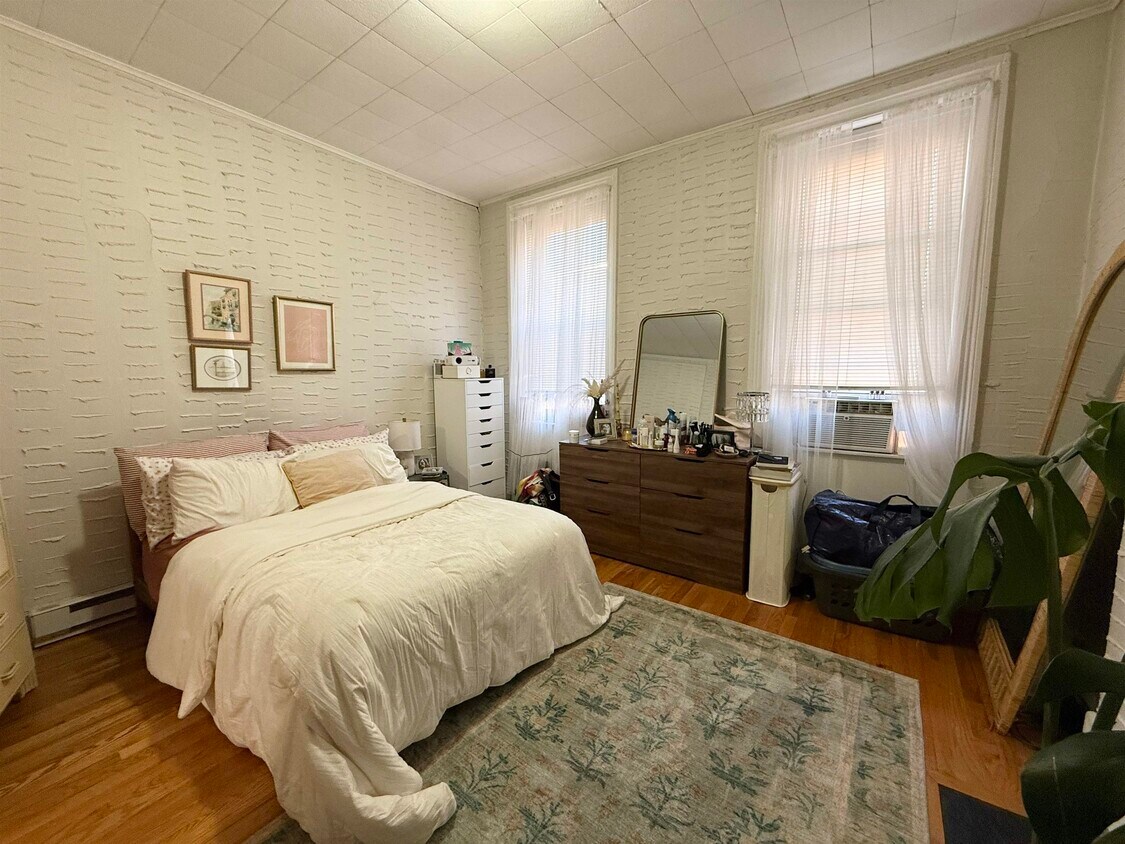 Foto principal - 407 4th St