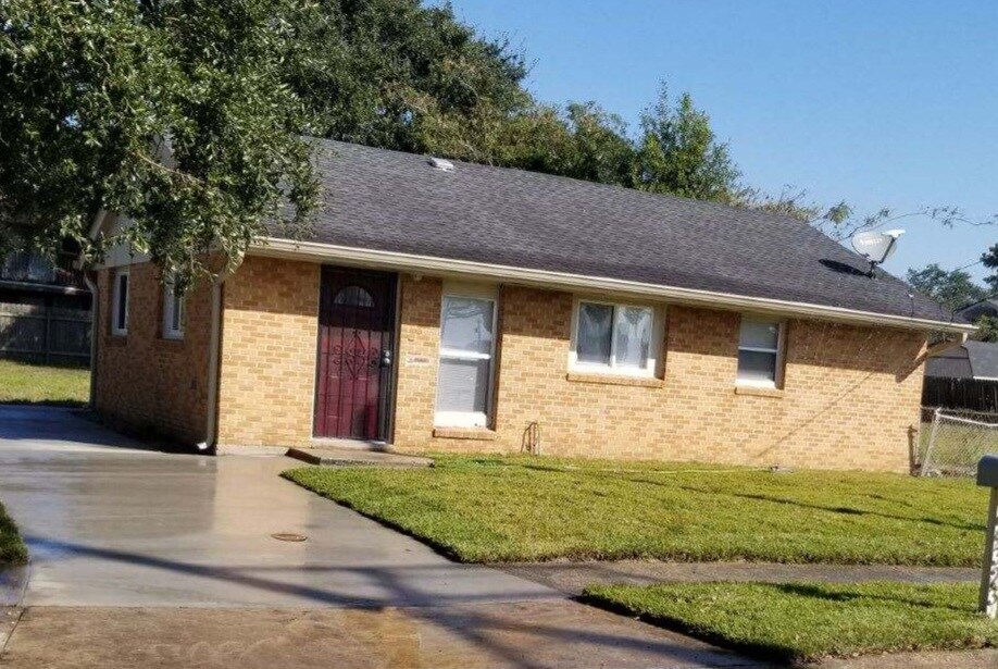 Foto principal - 4323 Mendez St