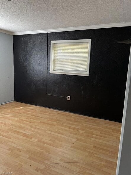 Foto del edificio - 1047 W Academy St