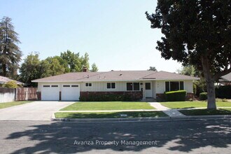 Building Photo - 725 W Rialto Ave