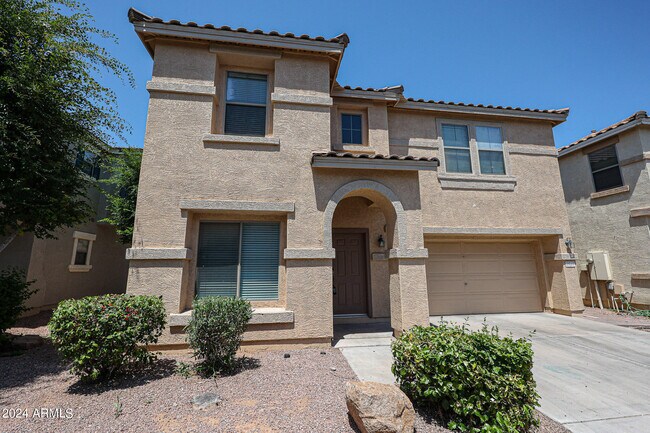 Building Photo - 2646 S Southwind Dr