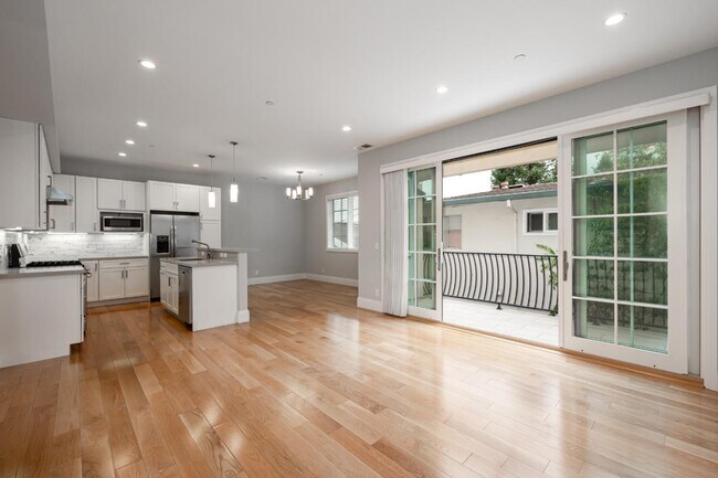 Foto del edificio - 436 Laurel St