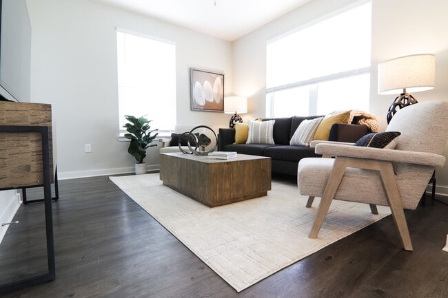 Los apartamentos Ravelle at Ridgeview — foto de la comunidad - The Ravelle at Ridgeview