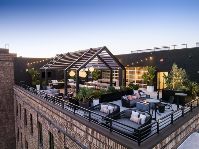 Building Photo - Rafferty